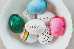 https://www.jamor-egg.com/cdn/shop/files/white-bowl-full-of-eggs-that-are-decorated-for-easter_300x.jpg?v=1620959479